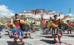 普安細寨村：各族群眾歡聚一堂共慶「六月六