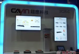 顯盈科技申請同屏顯示裝置及顯示系統專利，實作單裝置整合多功能