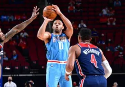 NBA傳來多筆重磅簽約，火箭起飛升空，湖人因小失大，勇士沈默！