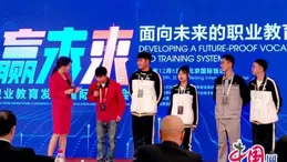 逐光而行，共赴成長之約 成都鹽小錦馨舉行2025屆畢業典禮