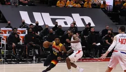 在小卡哈登最後的奪冠視窗，快艇居然選擇不交奢侈稅，作壁上觀