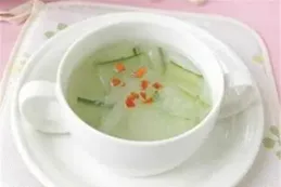 一碗荷葉蓮子羹，道出了賈府的奢靡；刺中了薛寶釵的痛點！