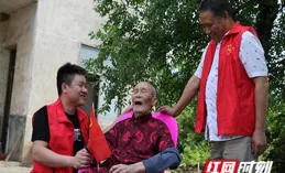 十首千古絕唱【釵頭鳳】，紅顏未老恩先決，此生是不完整的憾！