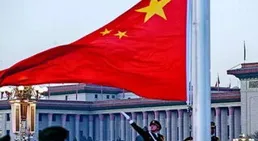 觀升旗進展館 香港青年北京觸摸家國記憶