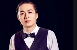 知名王者主播含淚宣布要換平台，呂德華評價其沒腦子，肯定會後悔