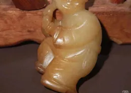 晚清 和田玉嵌寶「童子嬉戲」提梁壺「舊藏」高12cm寬6.5cm高12cm