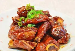 新派糖醋排骨,時尚夫妻肺片,饞嘴蛙,混椒肥腸,宮保肉花...年輕人喜愛的川味特色菜