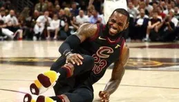 泰隆·盧，從巨星背景板到總冠軍教頭