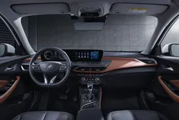 落地價只需15萬 適合全家出遊開的3款汽車，動力足，底盤紮實