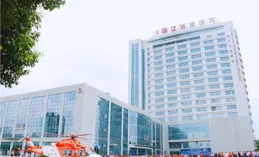 又能走路啦！鎮江瑞康醫院成功救治一例復雜胸腰椎壓迫患者