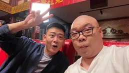 德雲社張鶴倫曬照，IP歸屬在北京，網友熱議，倫哥連夜坐飛機回國