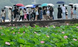 高溫暴雨輪番上陣，南北天氣大反轉，小暑節氣暗藏危機